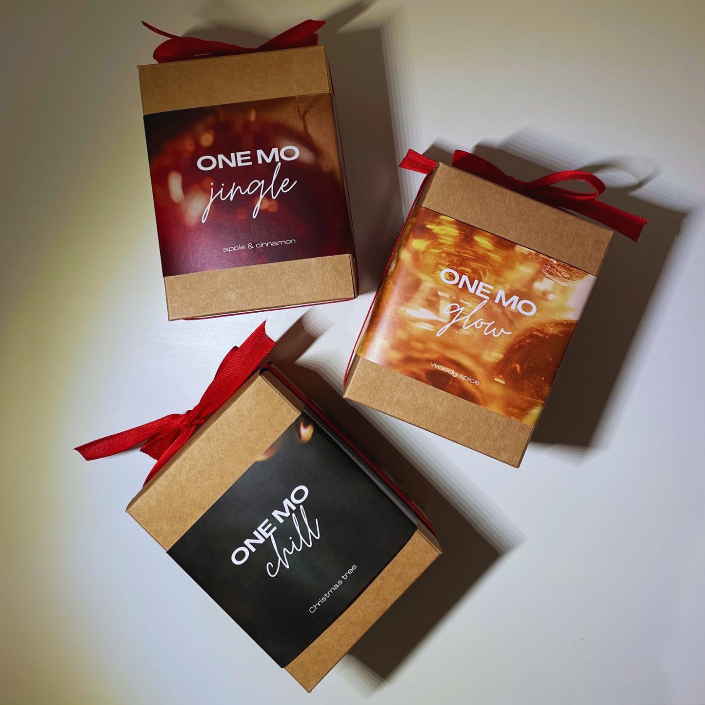 Candle "ONE MO glow"